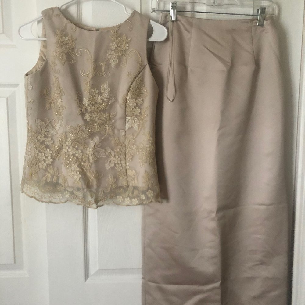 Scott McLintock Champagne color 2 PC formal Dress